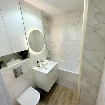 דירה Exclusive 3br! In City Center +netflix! *