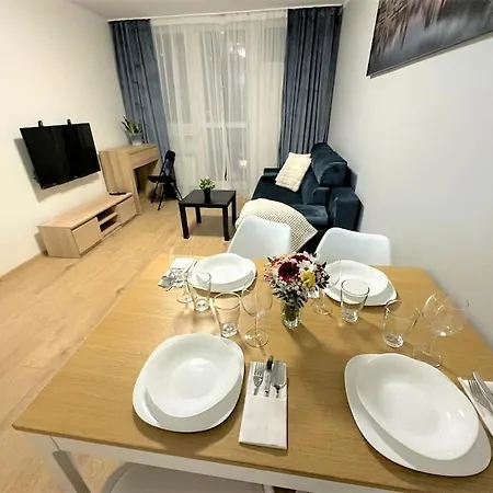 Exclusive 3br! In City Center +netflix! *