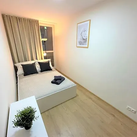 Exclusive 3br! In City Center +netflix! *