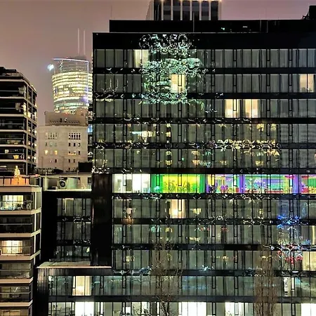 Exclusive 3br! In City Center +netflix! 华沙