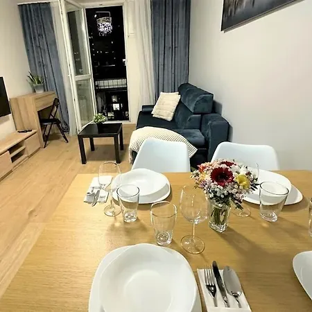 Exclusive 3br! In City Center +netflix!