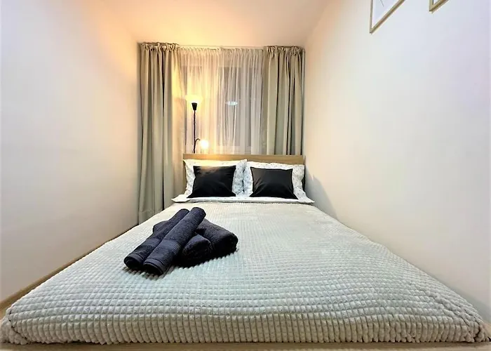 Exclusive 3br! In City Center +netflix!