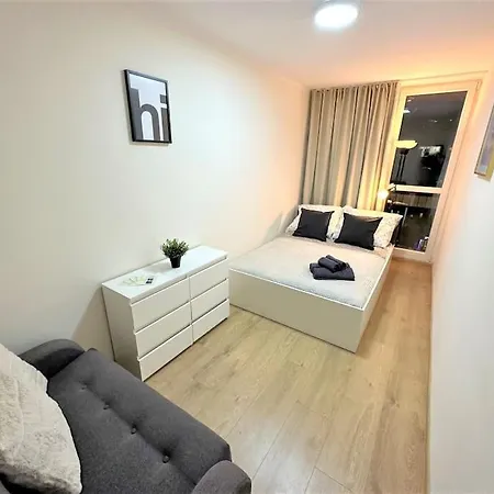 Exclusive 3br! In City Center +netflix! Apartment *